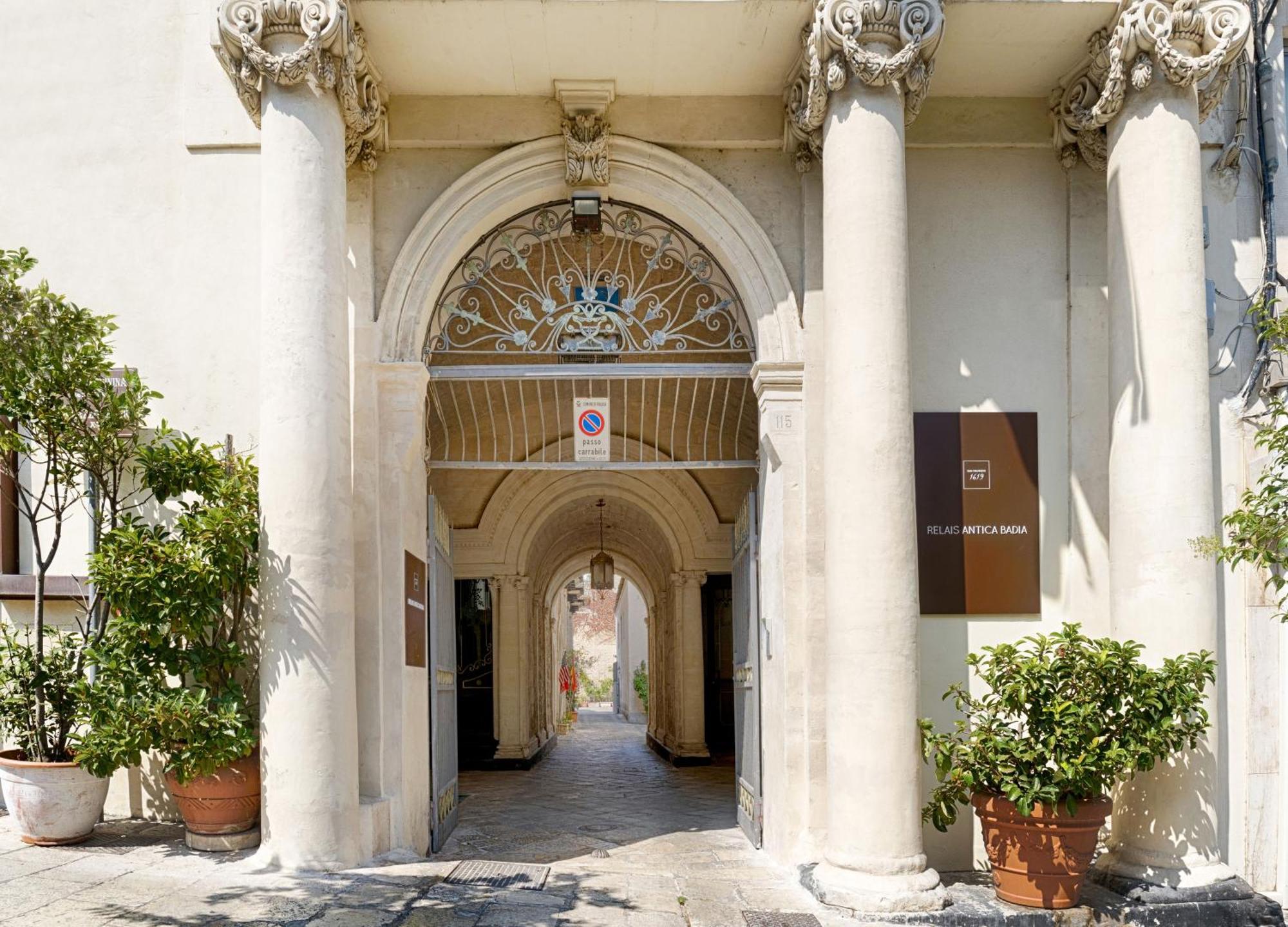 Готель Relais Antica Badia - San Maurizio 1619 Рагуза Екстер'єр фото